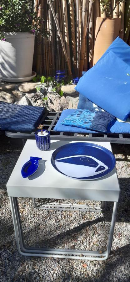 Maison Et Terrasse Dans Le Jardin Du Chateau De Gaillard Holiday home Marseille