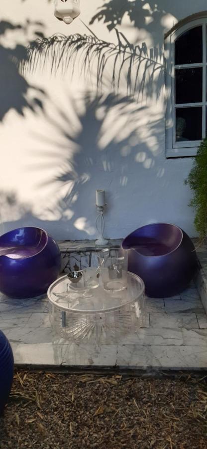 Maison Et Terrasse Dans Le Jardin Du Chateau De Gaillard Holiday home